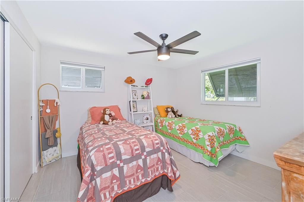 8719 Crest Ln , Fort Myers, FL 33907 Photo