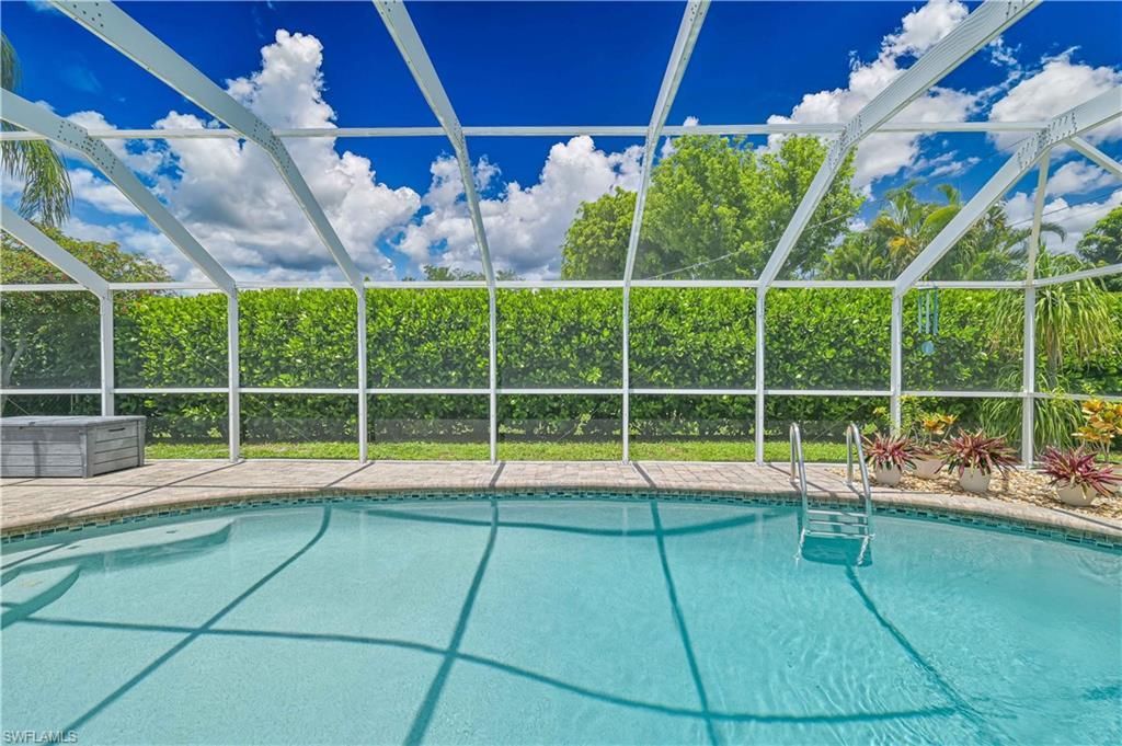 8719 Crest Ln , Fort Myers, FL 33907 Photo
