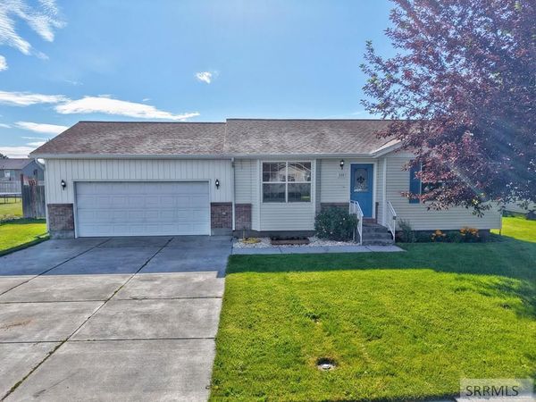 228 N Creighton Way, IDAHO FALLS, ID 83401
