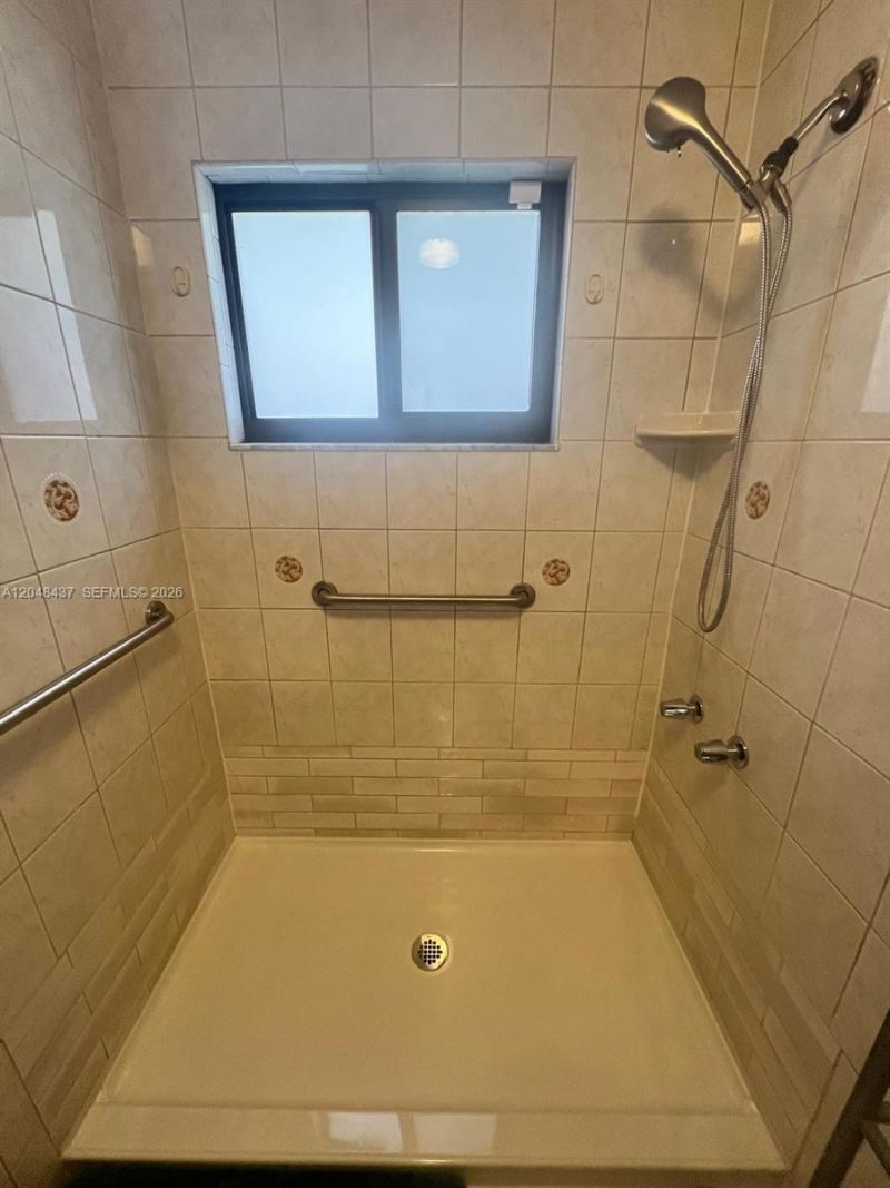 430 SE 5th St , Hialeah, FL 33010 Photo
