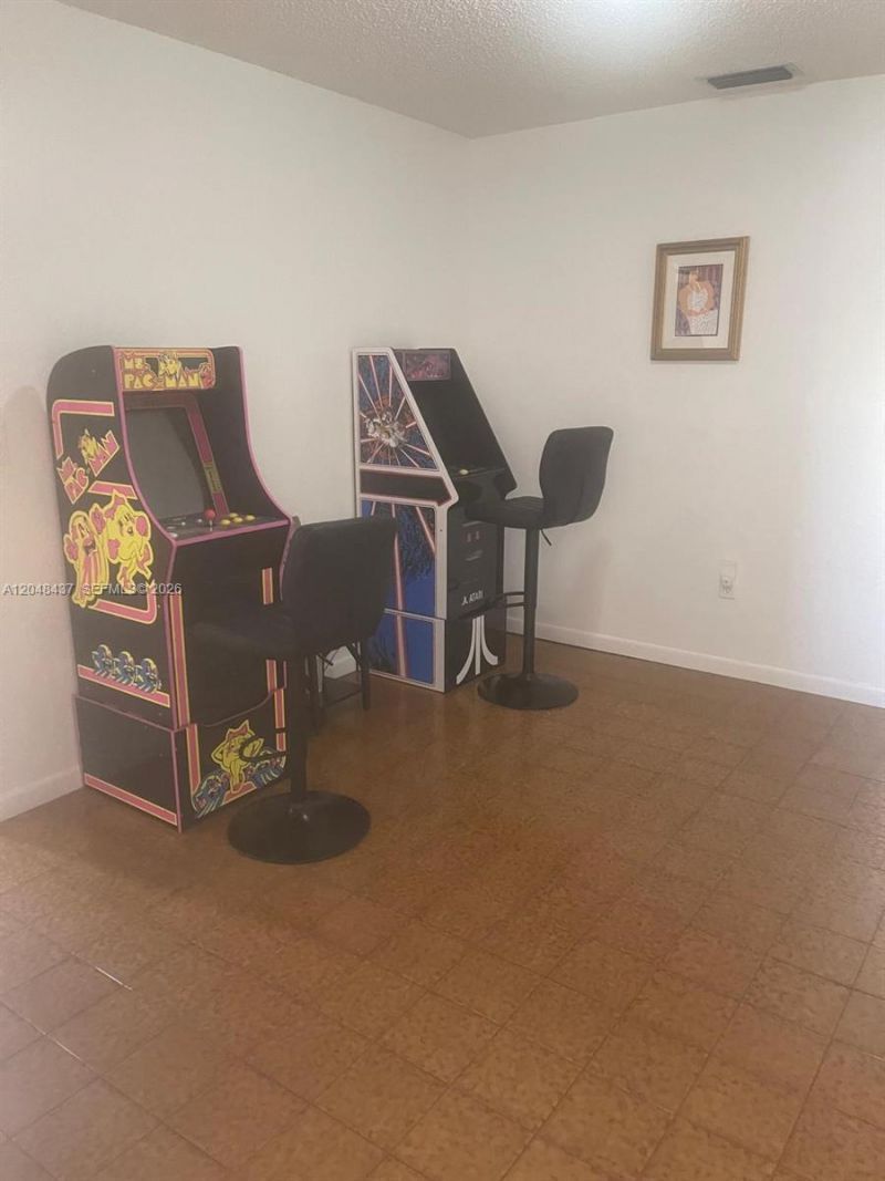 430 SE 5th St , Hialeah, FL 33010 Photo