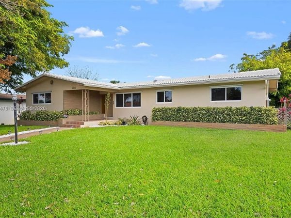 3410 Cleveland St , Hollywood, FL 33021