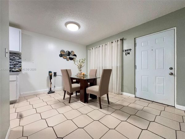 10765 SW 4th St, Unit 3, Sweetwater, FL 33174