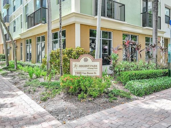 1900 Van Buren St , Unit 201B, Hollywood, FL 33020