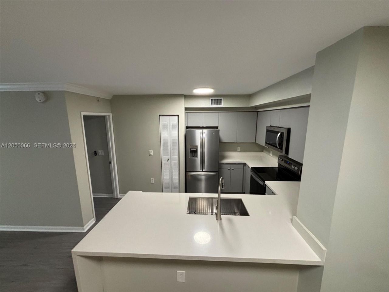 1900 Van Buren St , Unit 201B, Hollywood, FL 33020 Photo