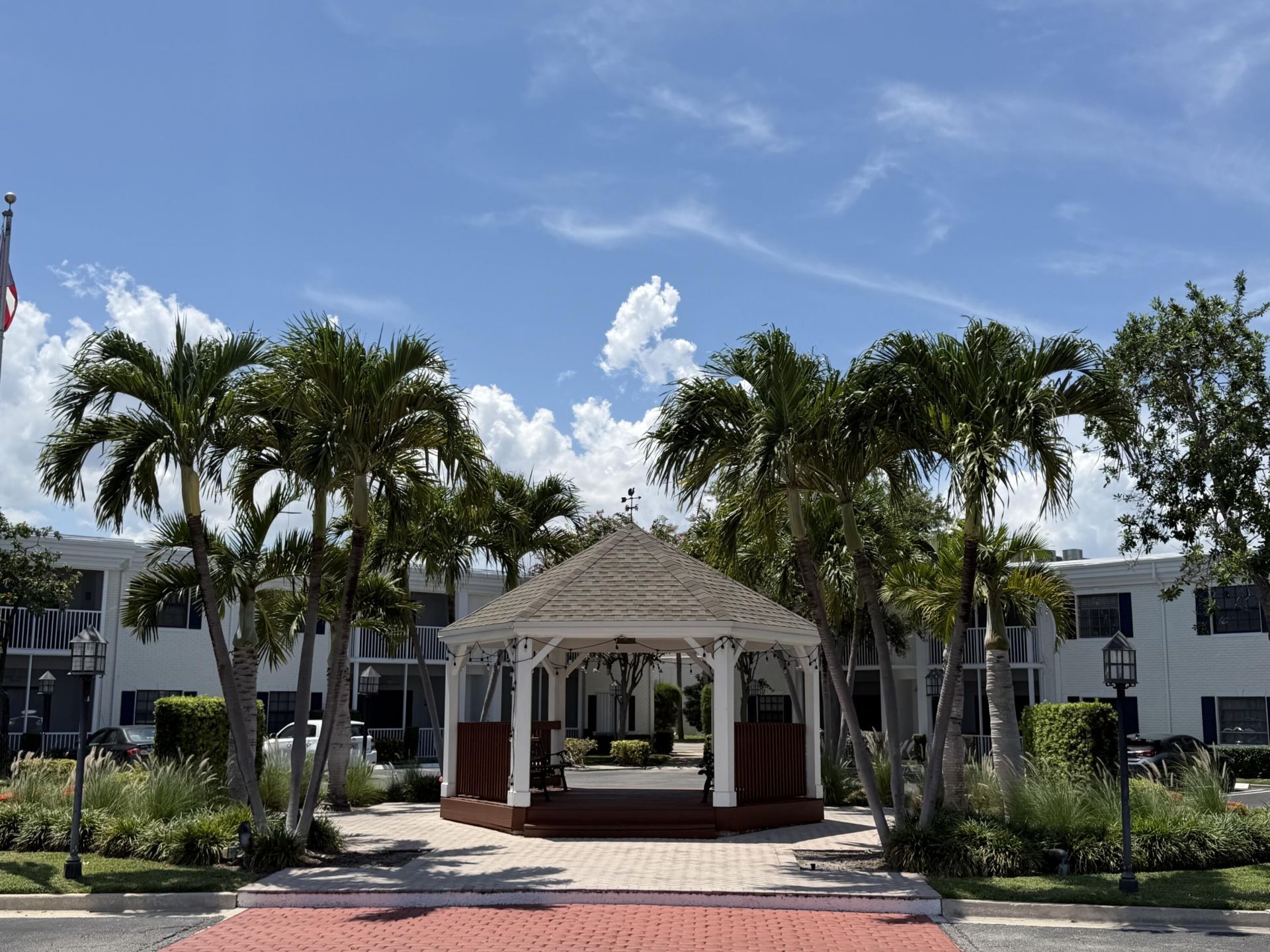 180 Cypress Club Drive, Unit 815, Pompano Beach, FL 33060 Photo