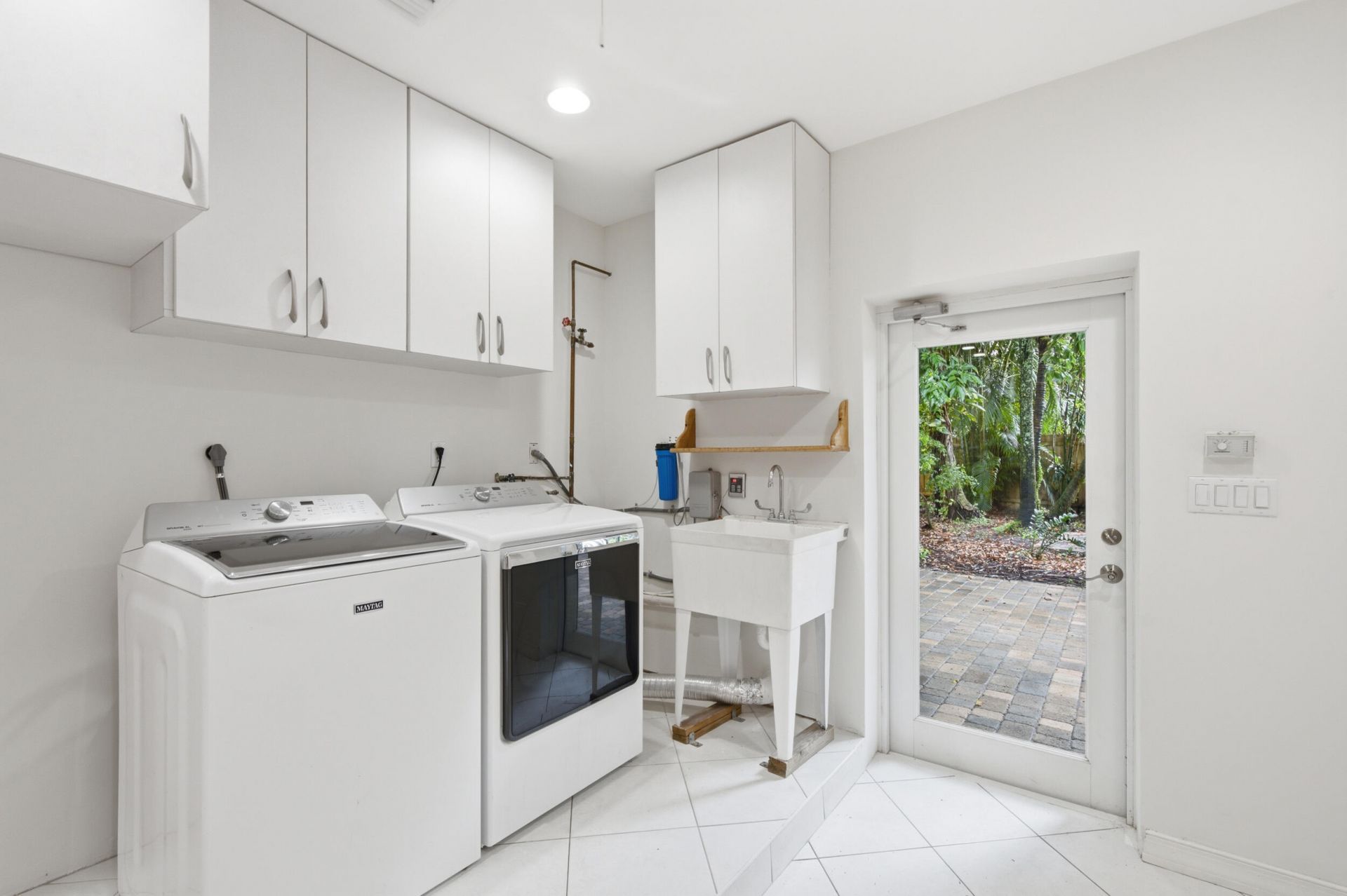 2151 SW 23rd Terrace, Fort Lauderdale, FL 33312 Photo