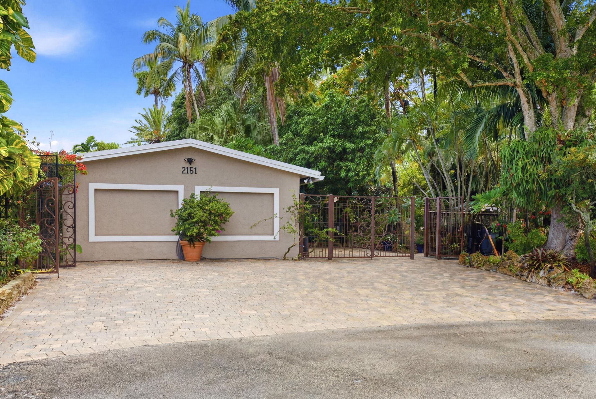 2151 SW 23rd Terrace, Fort Lauderdale, FL 33312 Photo