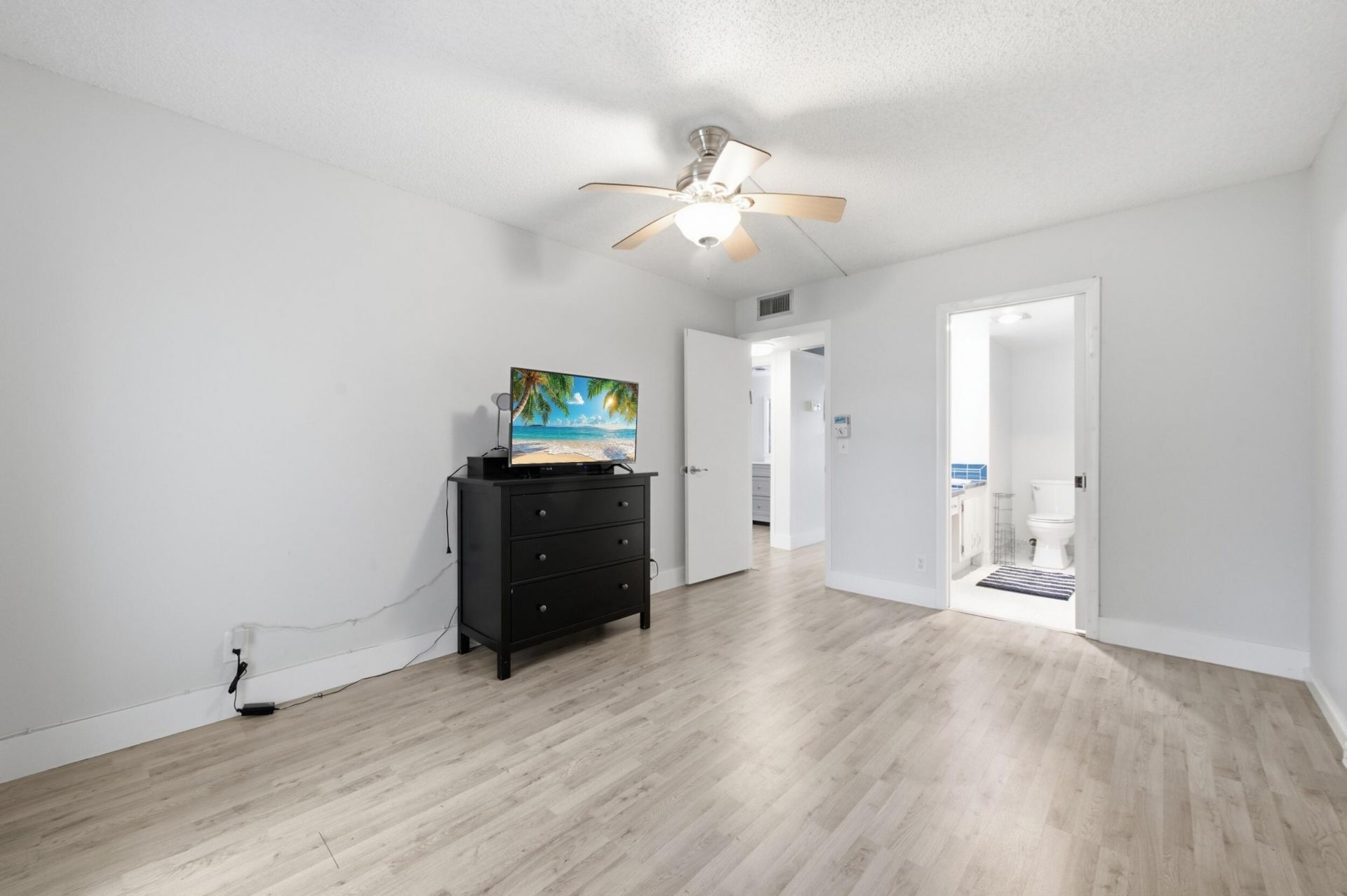 1048 Lincoln C, Boca Raton, FL 33434 Photo