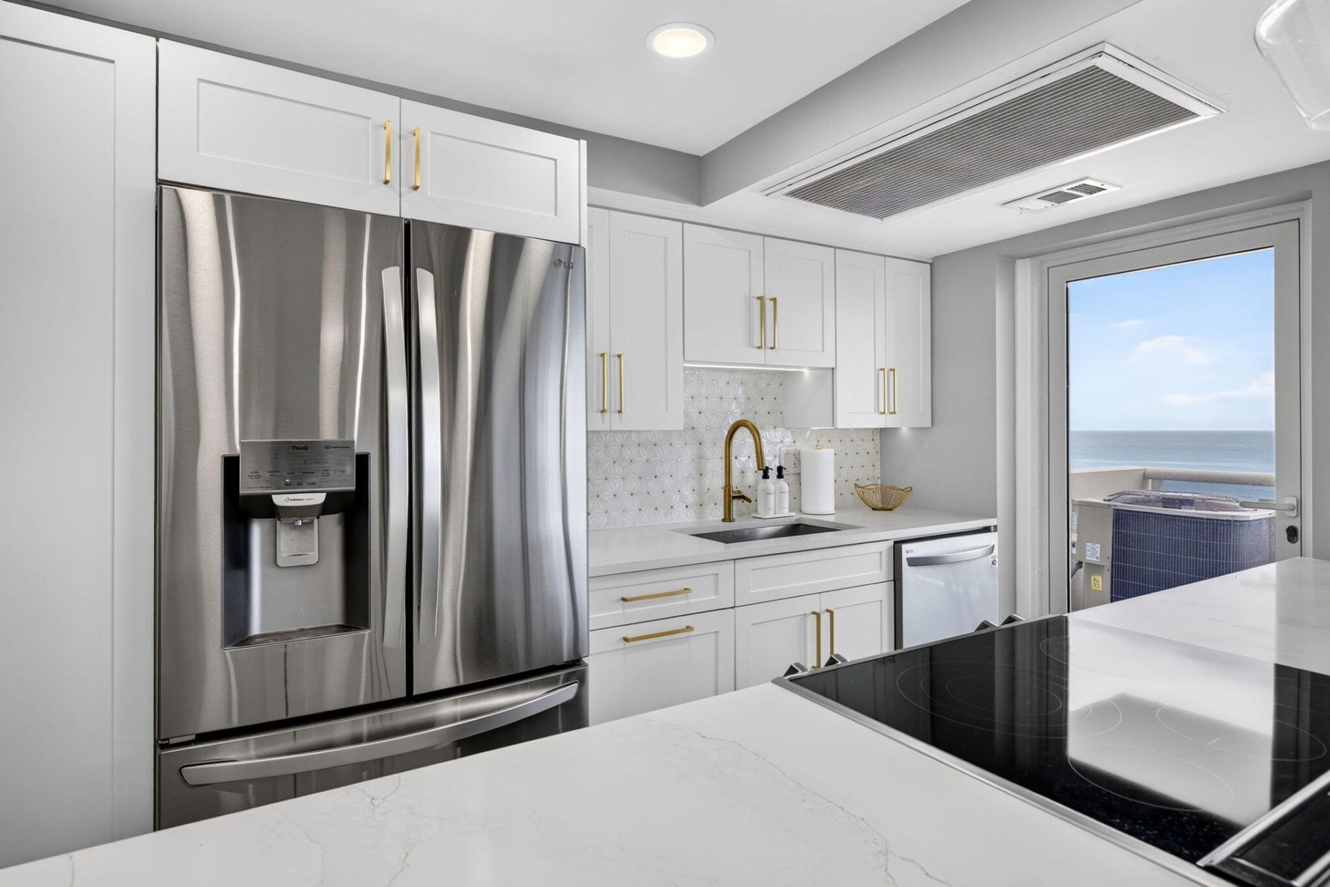 2841 N Ocean Boulevard, Unit 1806, Fort Lauderdale, FL 33308 Photo