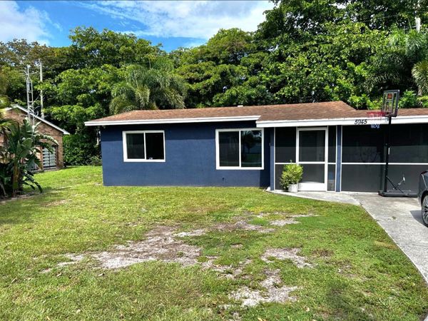 5945 Morrison Avenue, Lake Worth, FL 33463