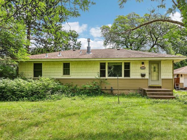 6948 Janell Avenue N, Brooklyn Park, MN 55428