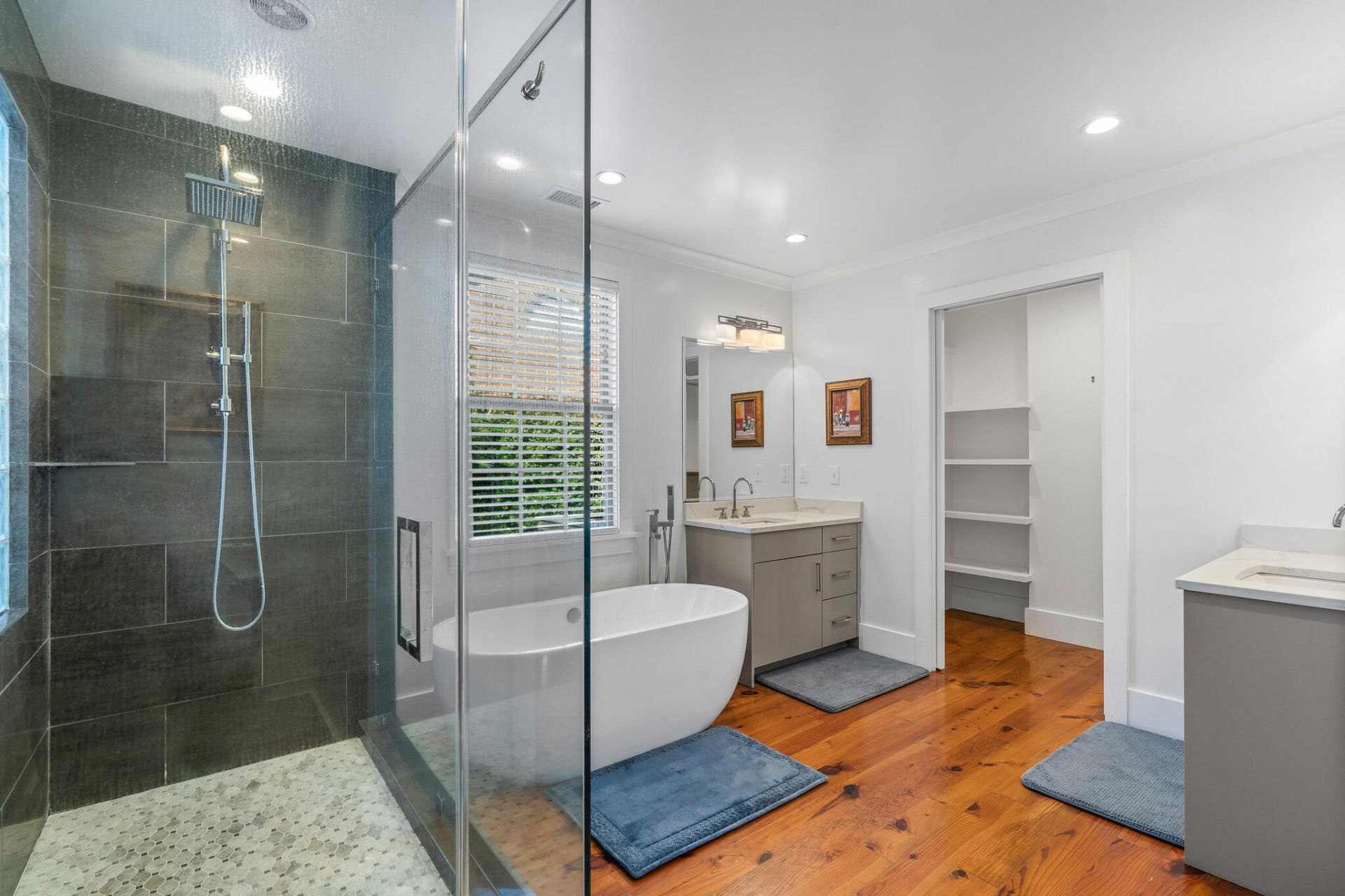 59 Beverly Road Photo 15