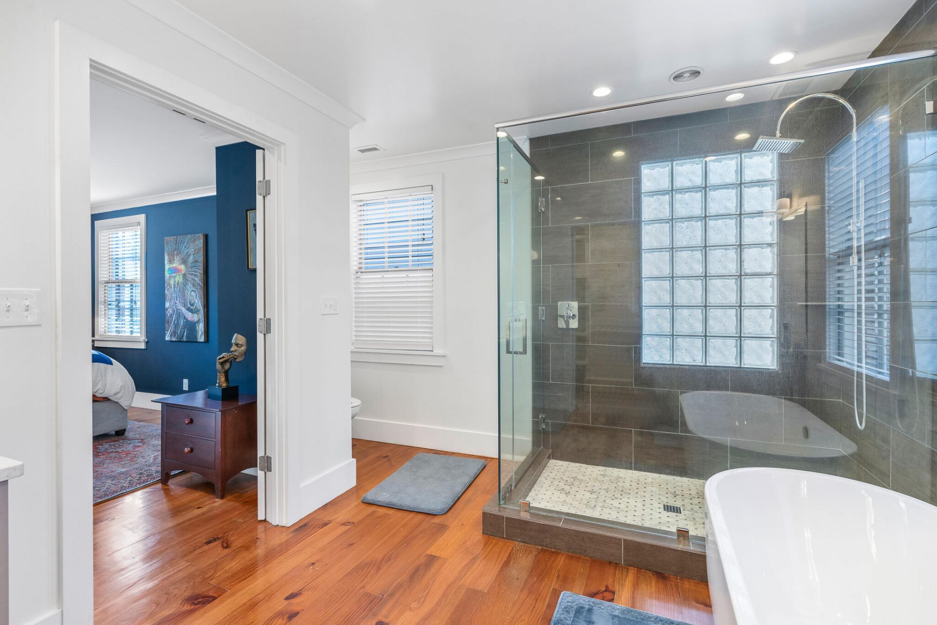 59 Beverly Road Photo 16