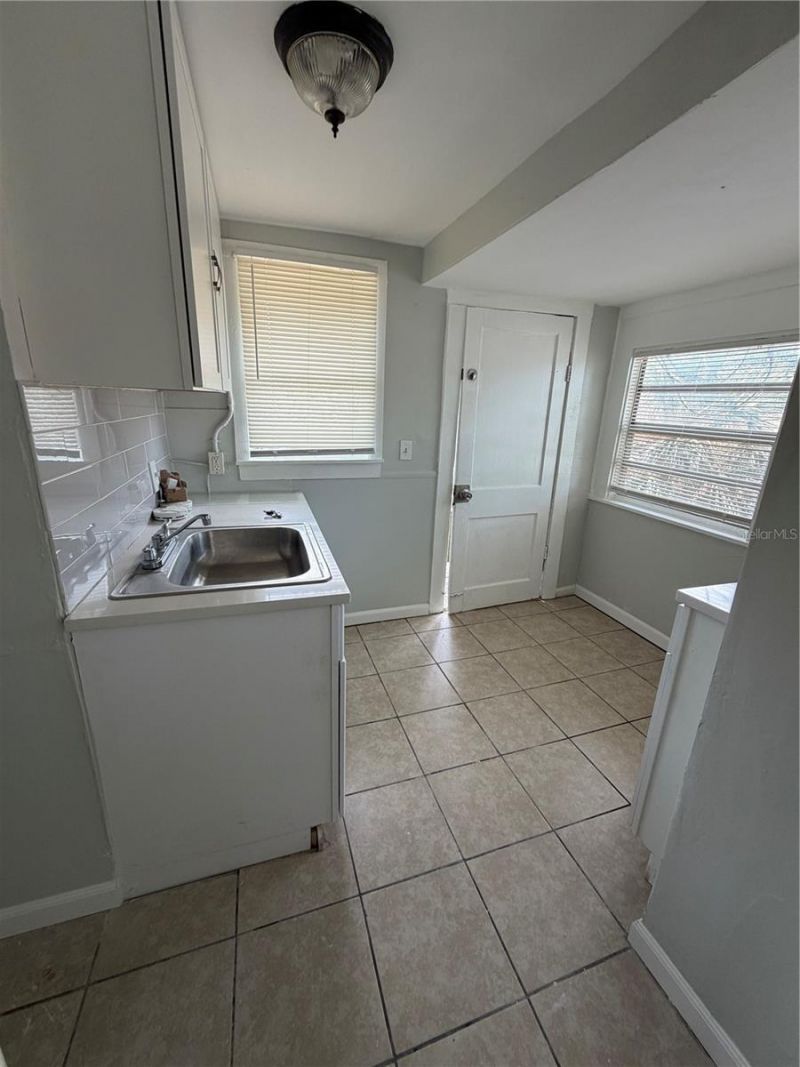 1701 14th Street S, Unit B, Saint Petersburg, FL 33705 Photo
