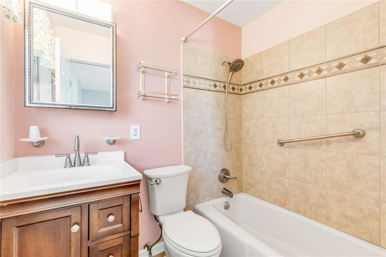 725 Green Road , New Smyrna Beach, FL 32168 Photo