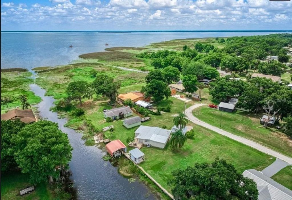 221 Speckled Perch Point , Lorida, FL 33857 Photo