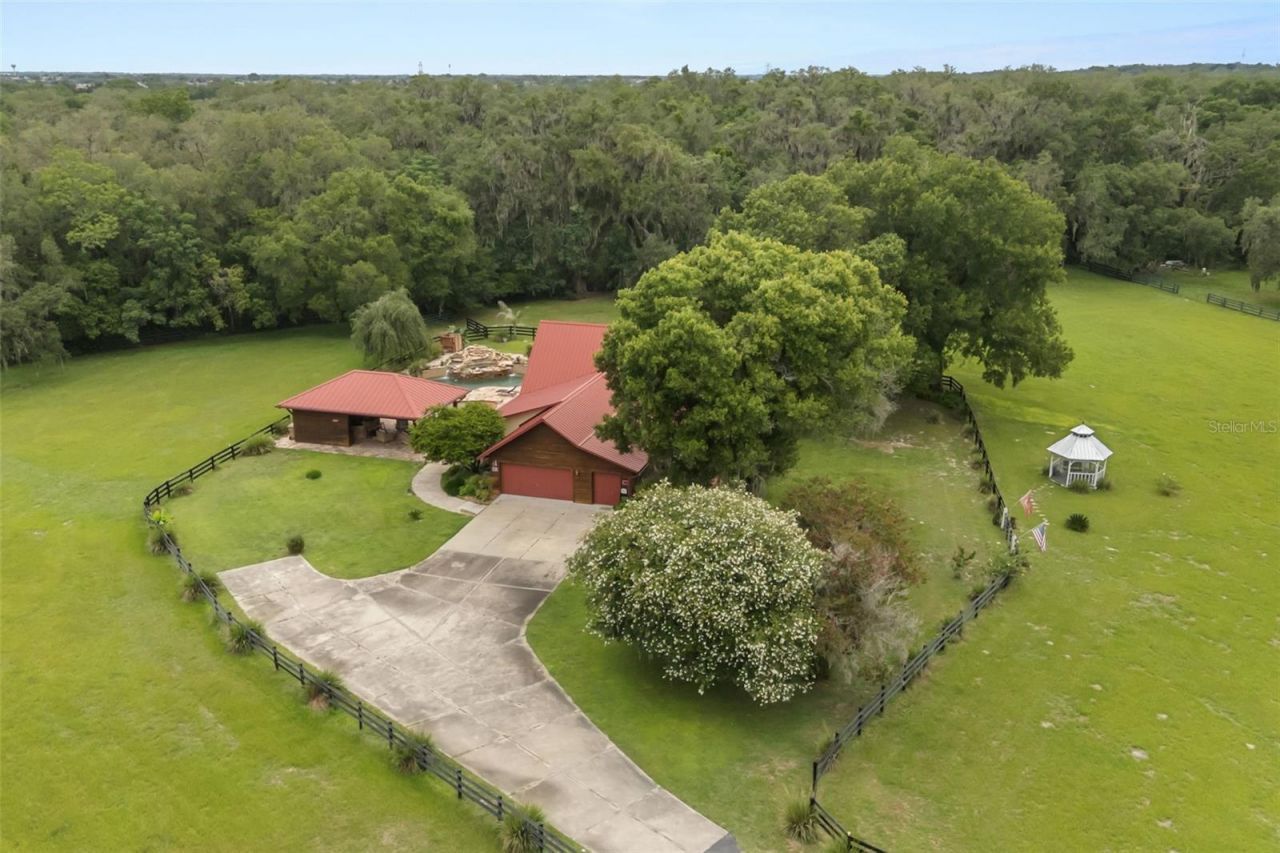 35841 Timbertop Lane , Fruitland Park, FL 34731 Photo