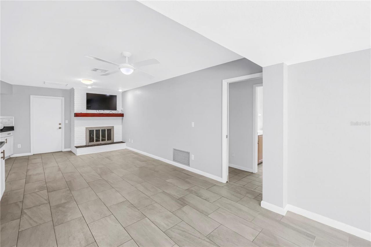6035 Leeland Street S, Saint Petersburg, FL 33715 Photo