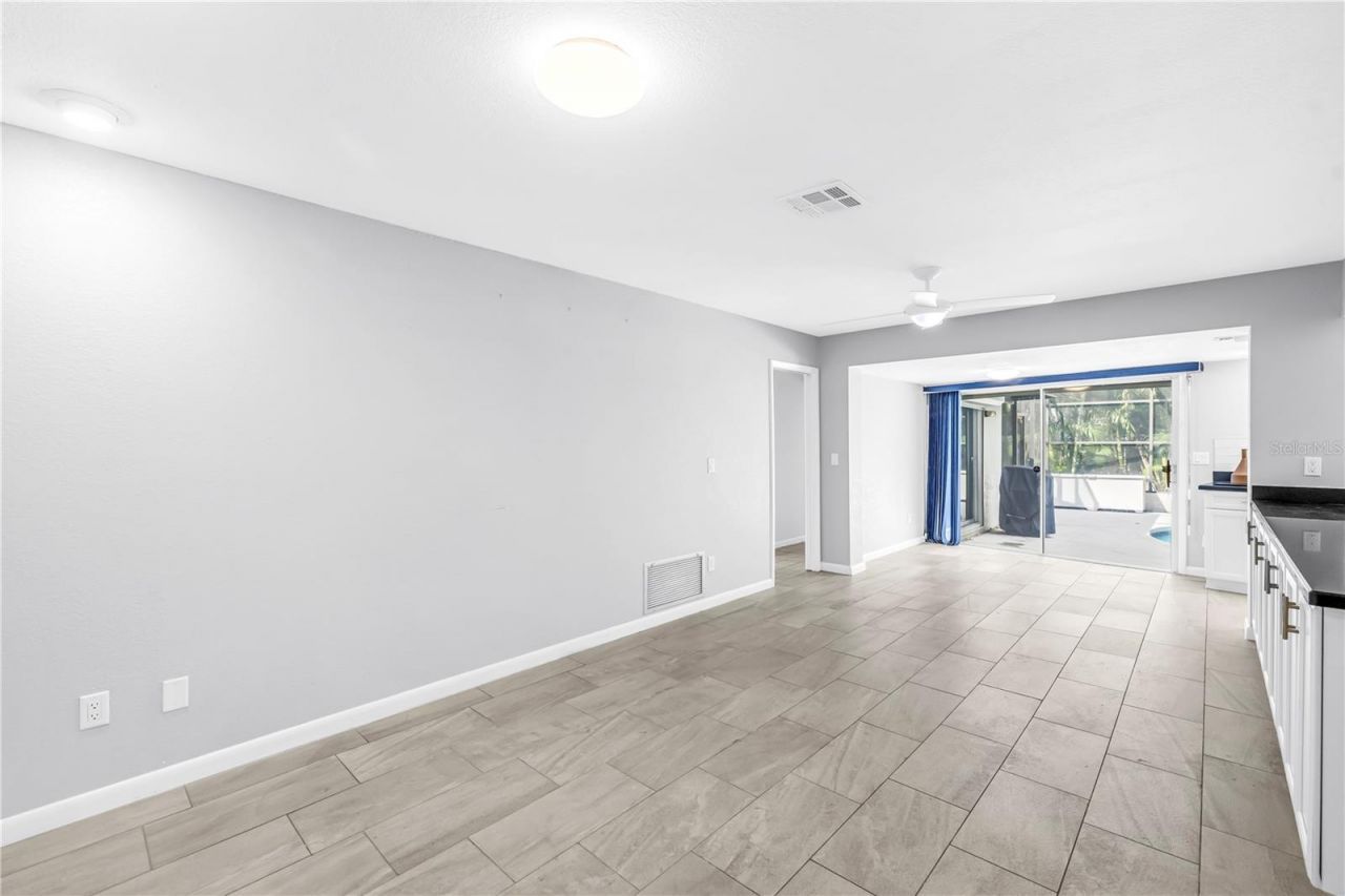 6035 Leeland Street S, Saint Petersburg, FL 33715 Photo