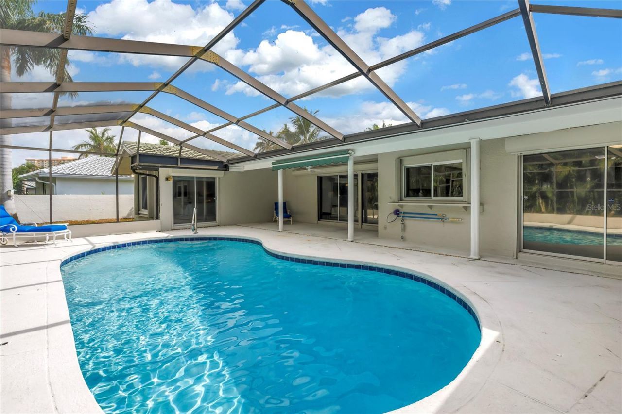 6035 Leeland Street S, Saint Petersburg, FL 33715 Photo