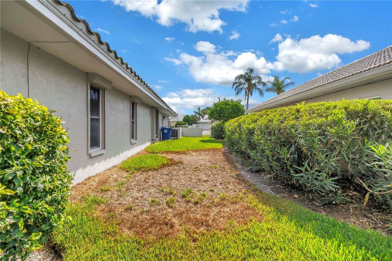 6035 Leeland Street S, Saint Petersburg, FL 33715 Photo