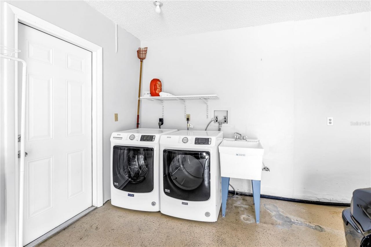 6035 Leeland Street S, Saint Petersburg, FL 33715 Photo