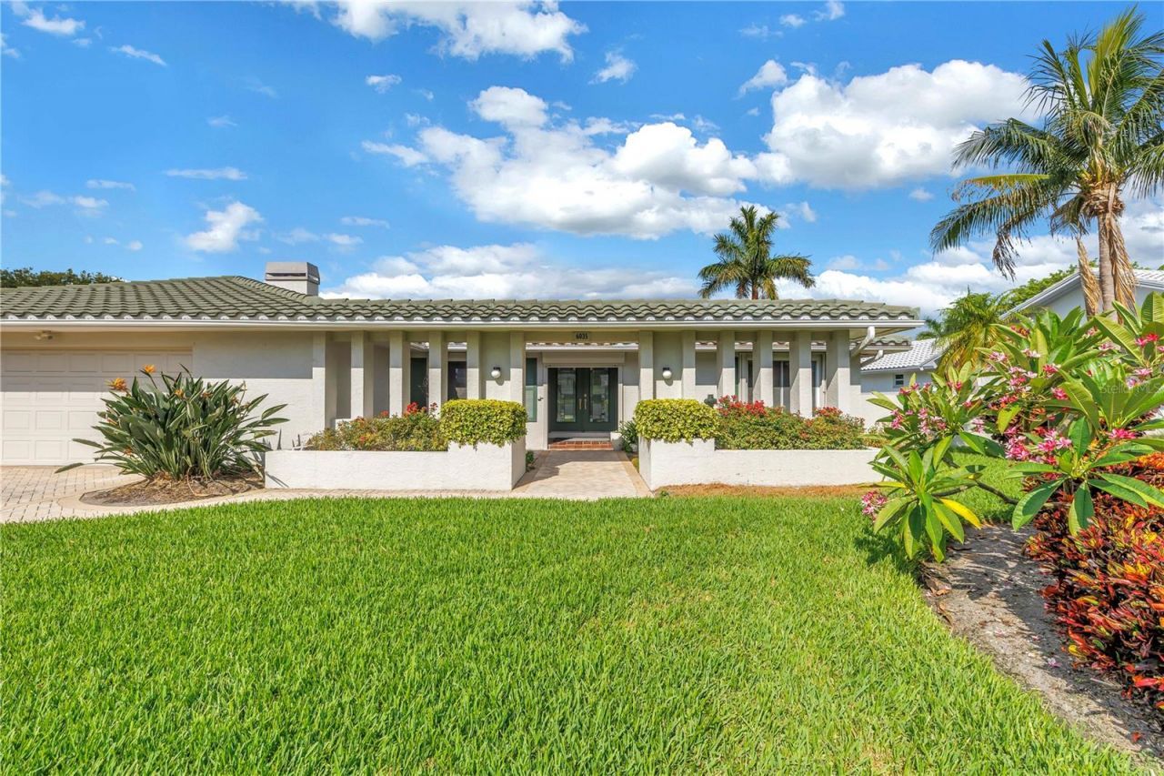 6035 Leeland Street S, Saint Petersburg, FL 33715 Photo