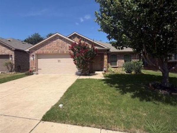 1966 De Berry Lane, Princeton, TX 75407