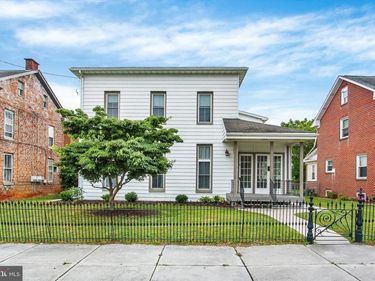 232 N FRANKLIN STREET, HANOVER, PA 17331