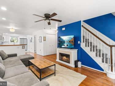 908 GREENWICH STREET, PHILADELPHIA, PA 19147
