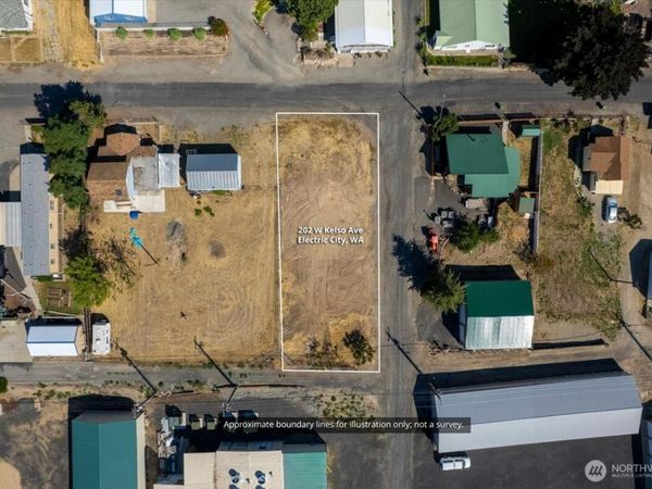 202 W Kelso Avenue , Electric City, WA 99123