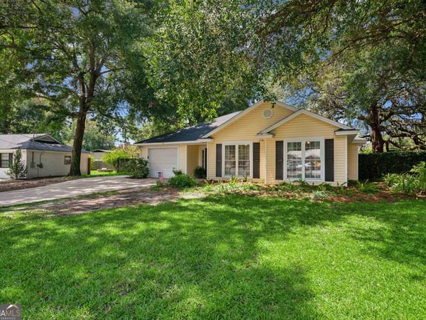 203 Glen Meadows Circle, Brunswick, GA 31523
