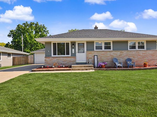 729 Clark Ave, South Milwaukee, WI 53172