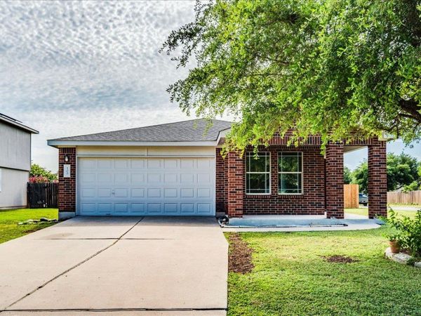 100 Easy ST, Hutto, TX 78634