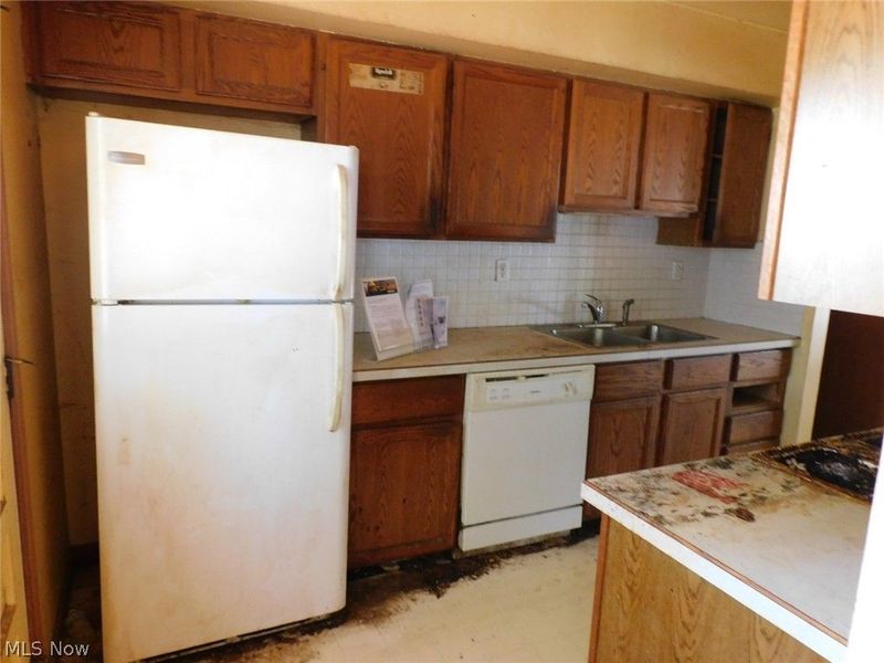 1361 E 28th Street, Ashtabula, OH 44004 Photo 10