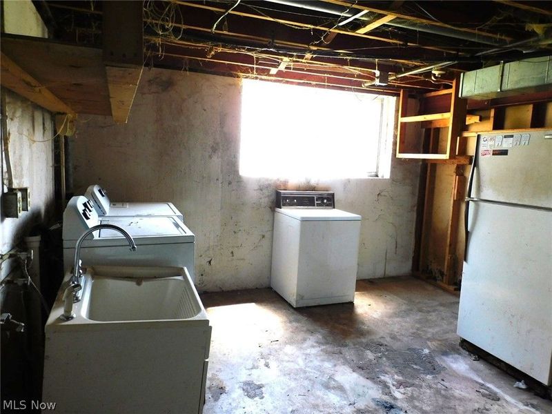 1361 E 28th Street, Ashtabula, OH 44004 Photo 24