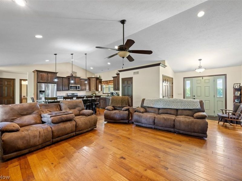 3788 Deerfield Avenue NW, North Lawrence, OH 44666 Photo 10