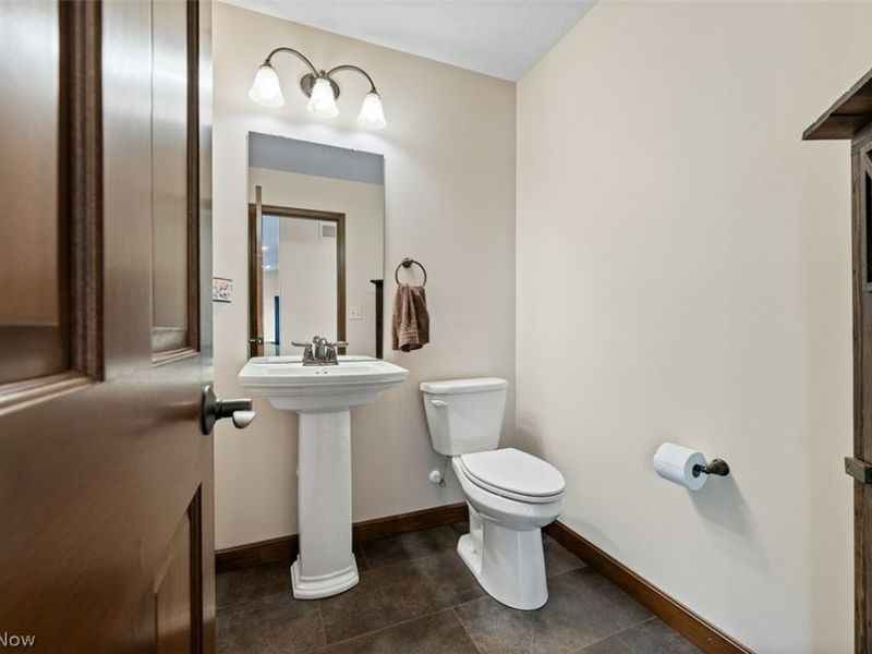 3788 Deerfield Avenue NW, North Lawrence, OH 44666 Photo 29