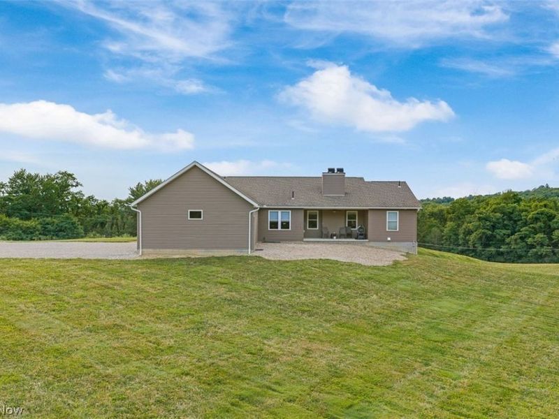 3788 Deerfield Avenue NW, North Lawrence, OH 44666 Photo 38