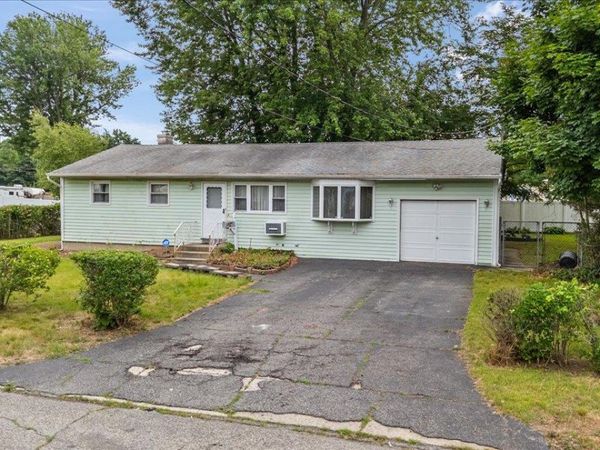 1680 Pine Acres Boulevard , Bay Shore, NY 11706