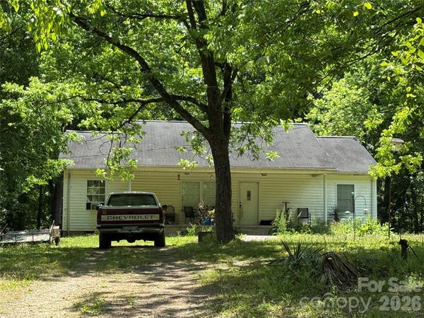 4355 Bob Street , Claremont, NC 28610
