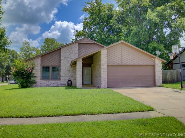 1709 N 21st Street, Broken Arrow, OK 74012