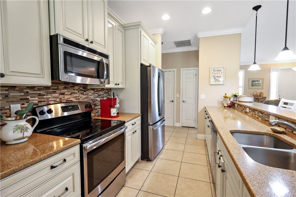 640 Gossamer Wing Way, Sebastian, FL 32958 Photo