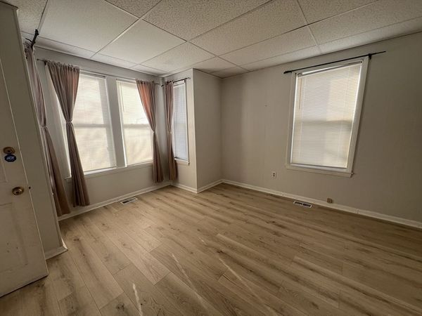 5 Clinton St, Unit 1, Newton, MA 02458