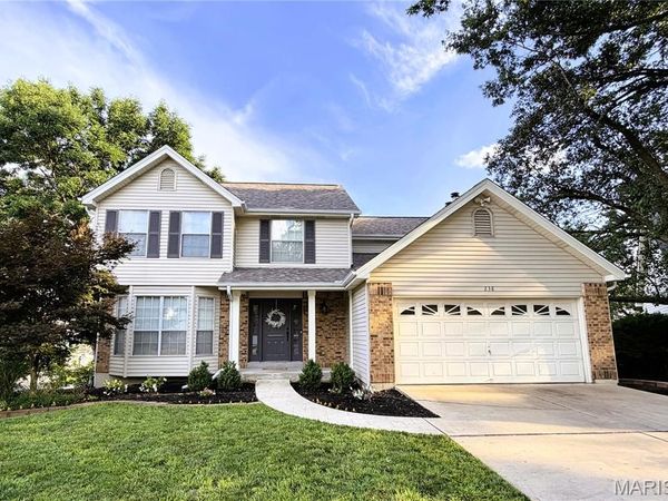 238 Westridge Parc Lane , Ellisville, MO 63021