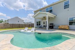 268 Torslanda Lane photo 4