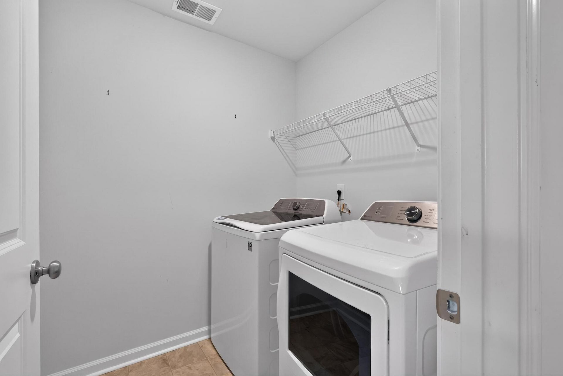 268 Torslanda Lane Photo 32