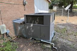945 Latimore Street photo 4