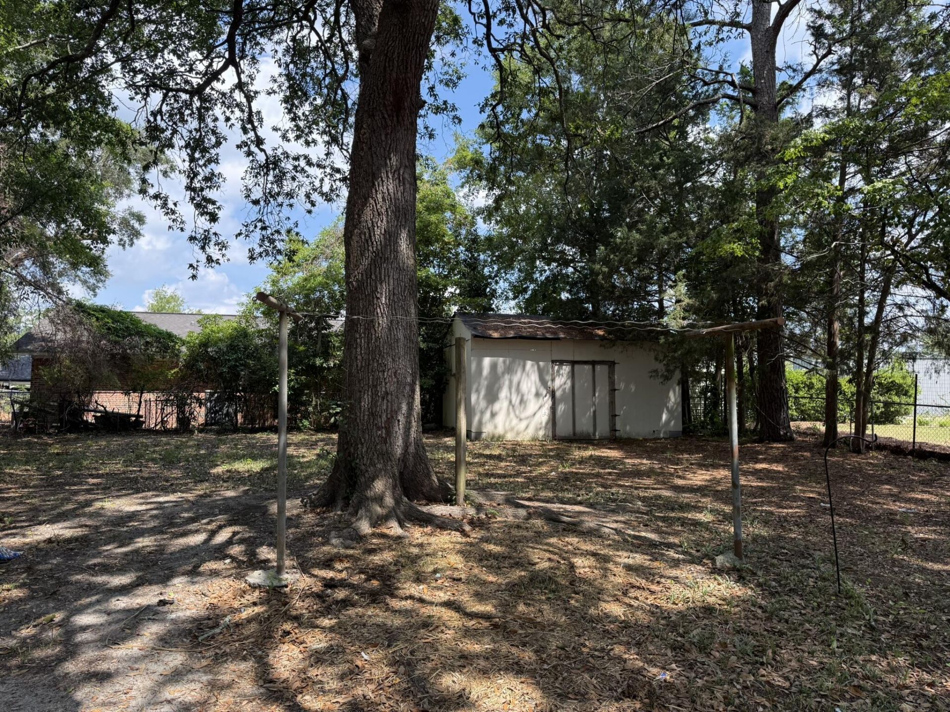 945 Latimore Street Photo 7